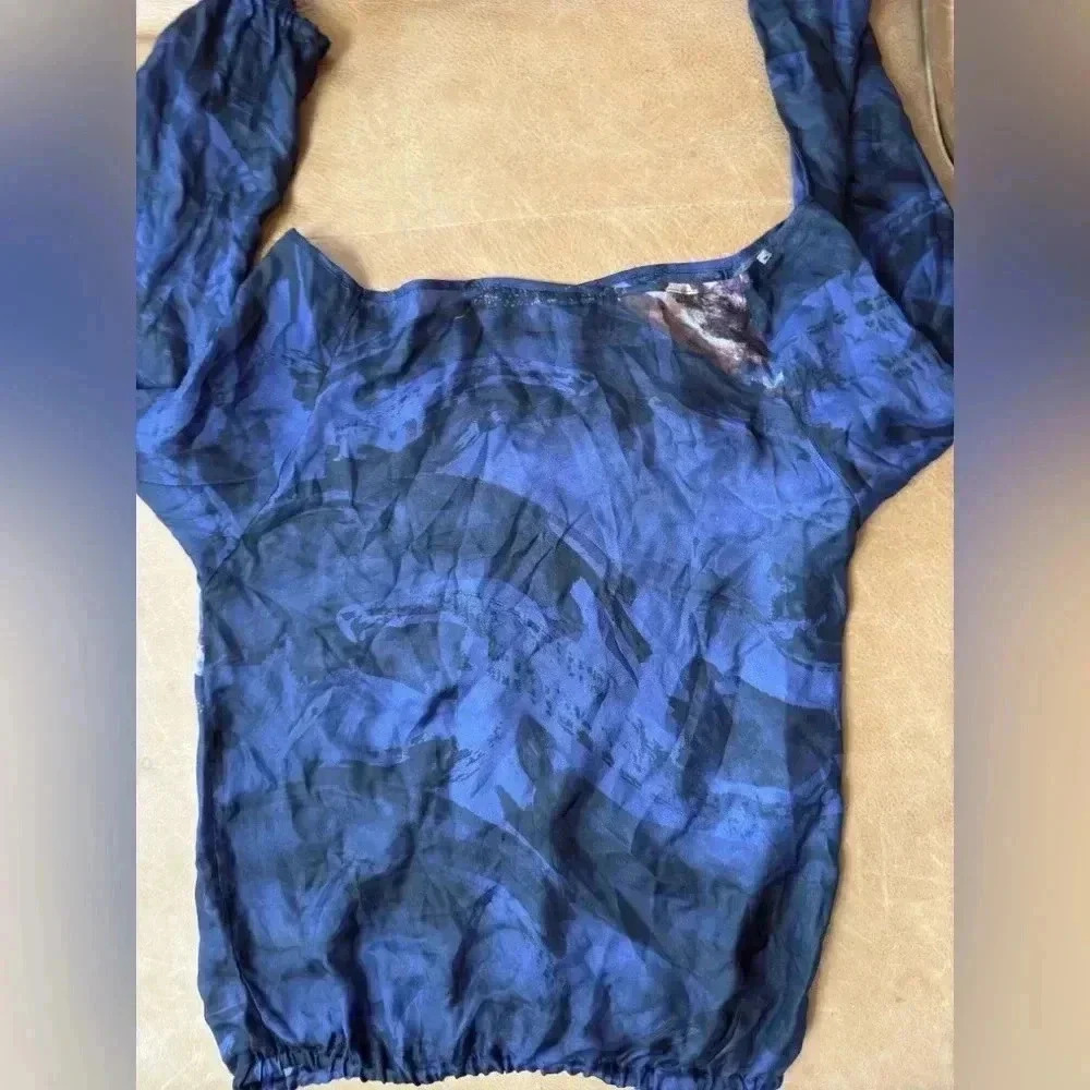 REVOLVE Krisa Marble Blue Blouse Women’s Size XS - Picture 5 of 5